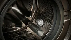 Hliníková fólie proti statické elektřině: mýtus, nebo skutečně fungující trik, který používá mnoho hospodyněk?