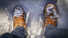 Nepomáhají ani teplé boty? Příčina může být úplně jinde